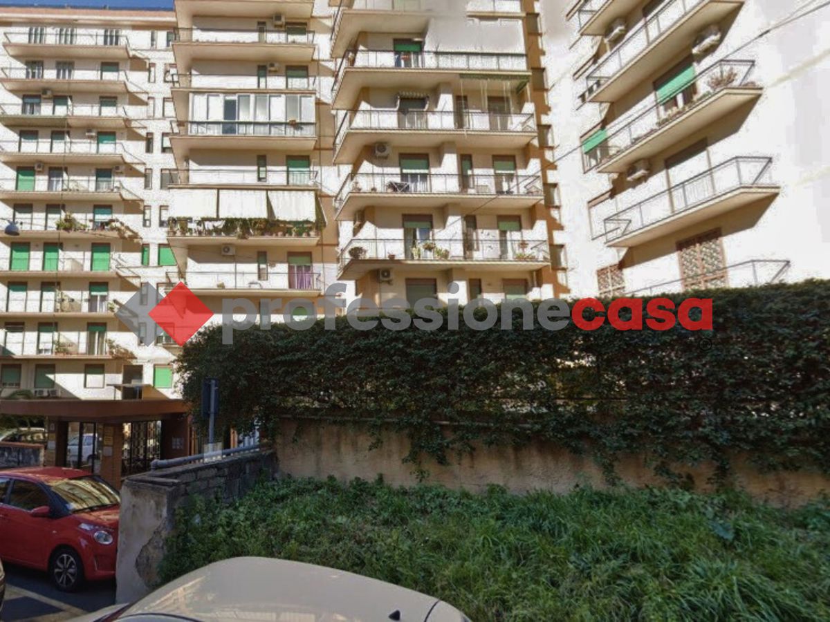 Foto 16 di 18 - Appartamento in affitto a Catania