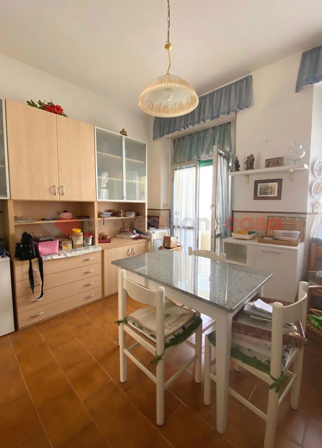 Foto 11 di 17 - Appartamento in vendita a Livorno
