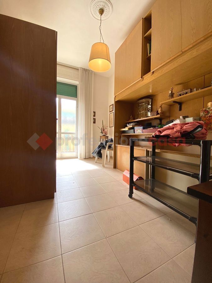 Foto 14 di 17 - Appartamento in vendita a Livorno