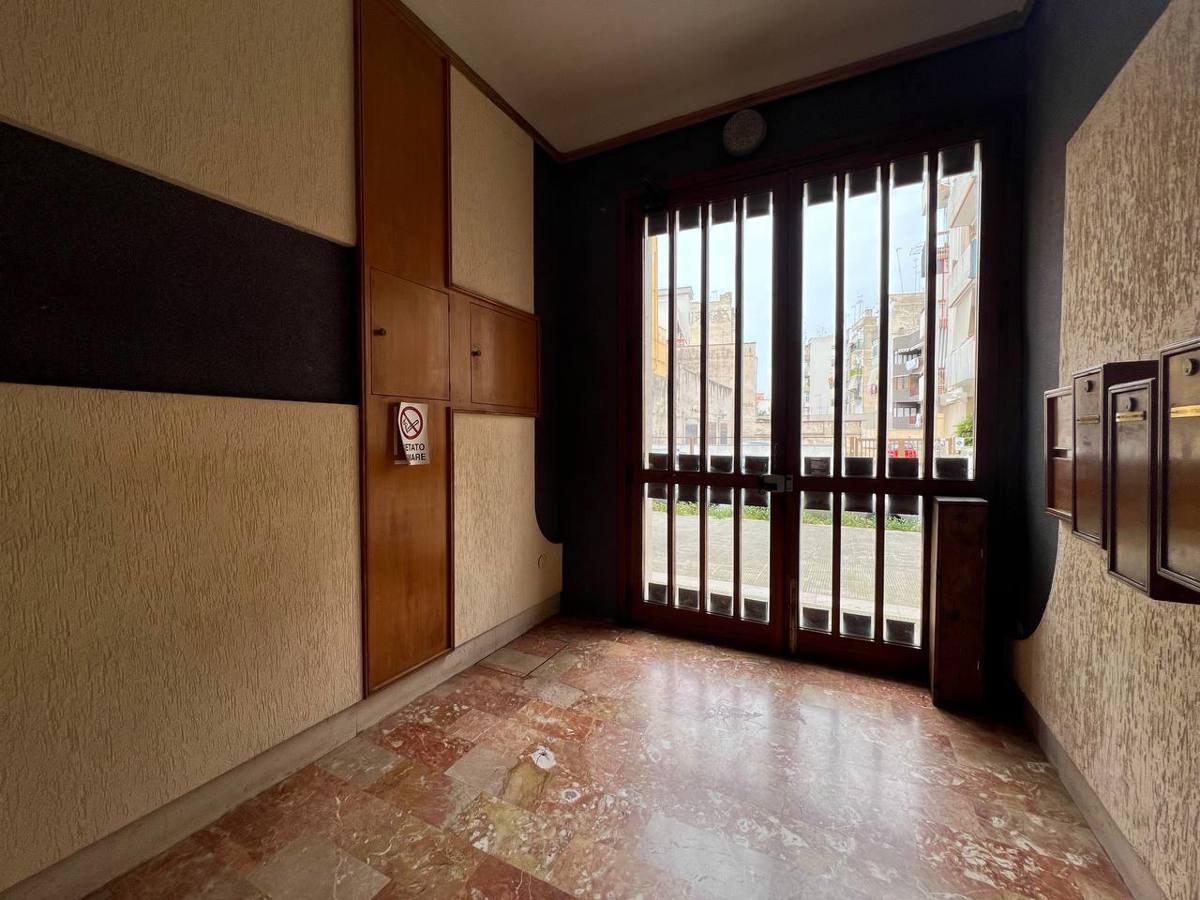 Foto 4 di 37 - Appartamento in vendita a Taranto