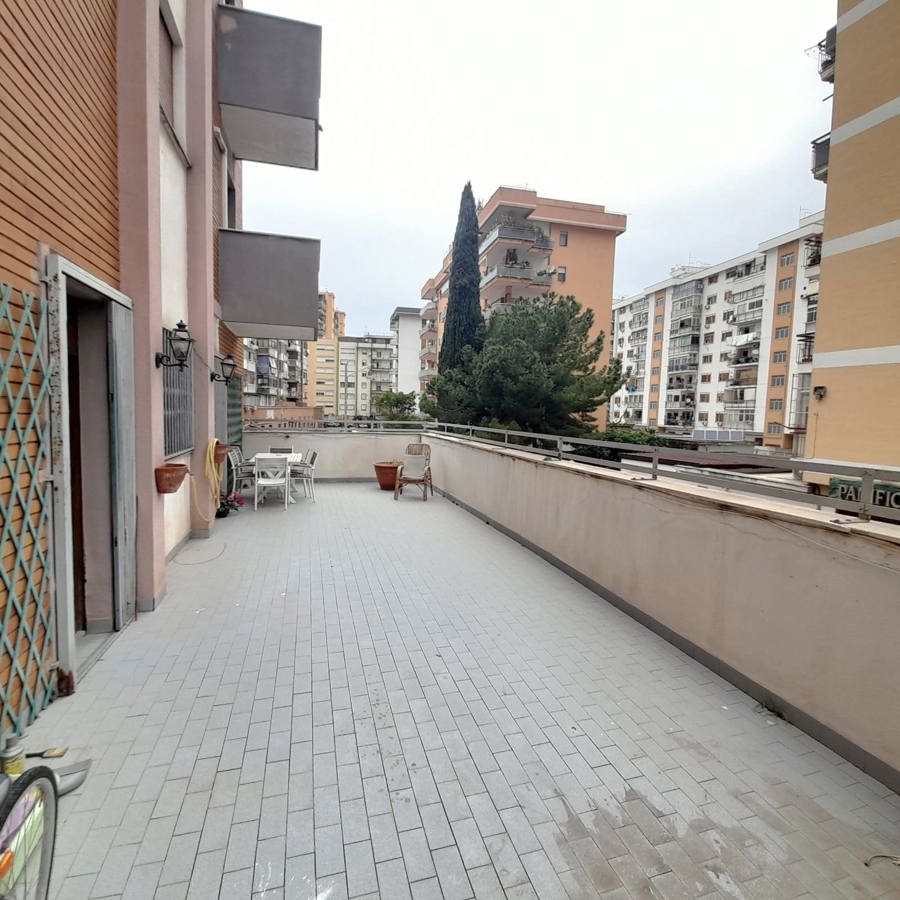 Foto 15 di 18 - Appartamento in vendita a Palermo