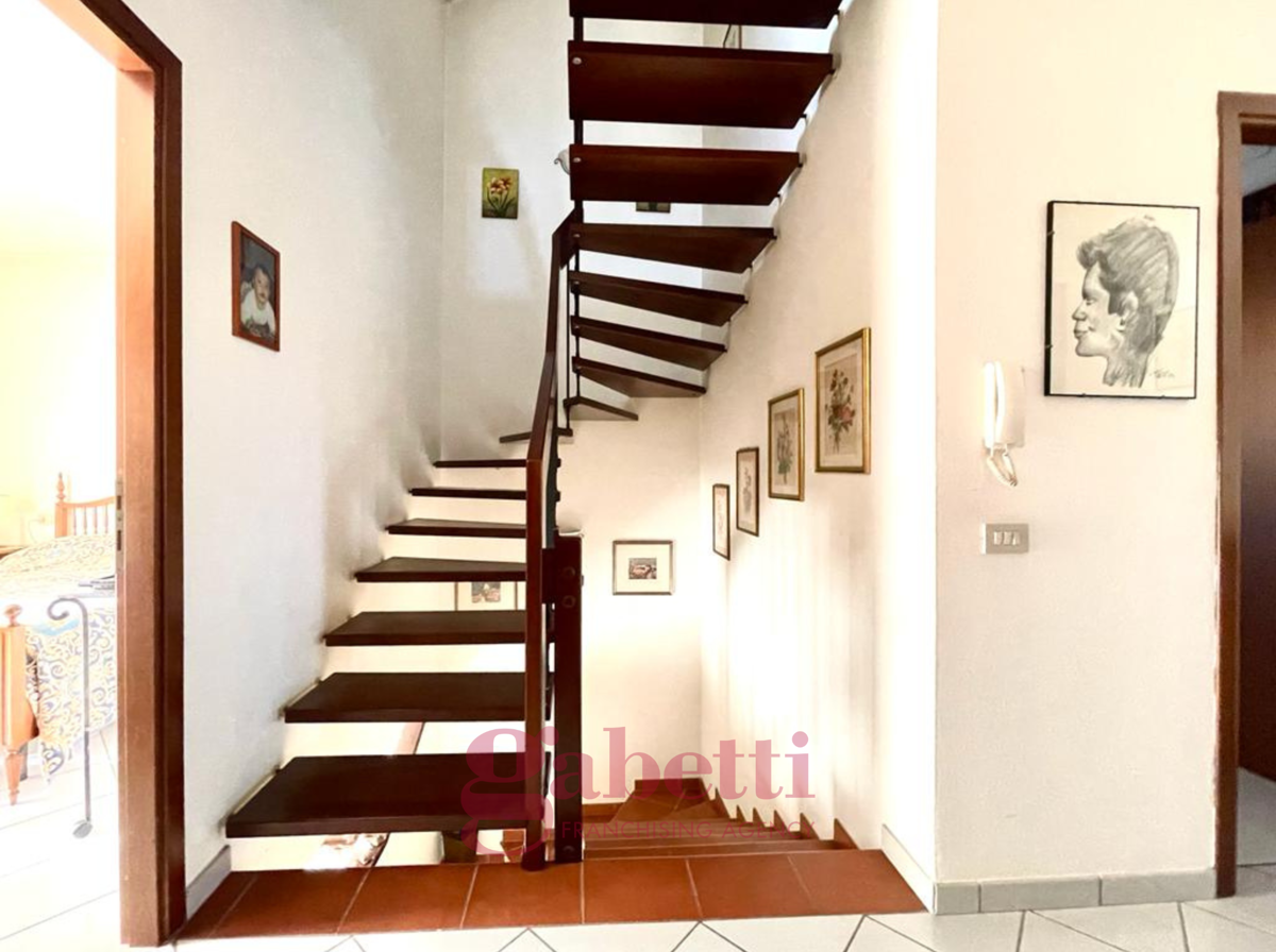 Foto 12 di 13 - Villa a schiera in vendita a Pontedera