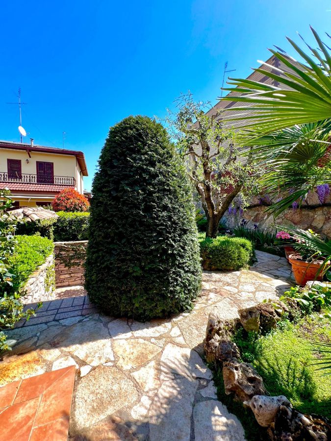 Foto 23 di 42 - Villa a schiera in vendita a Monterotondo