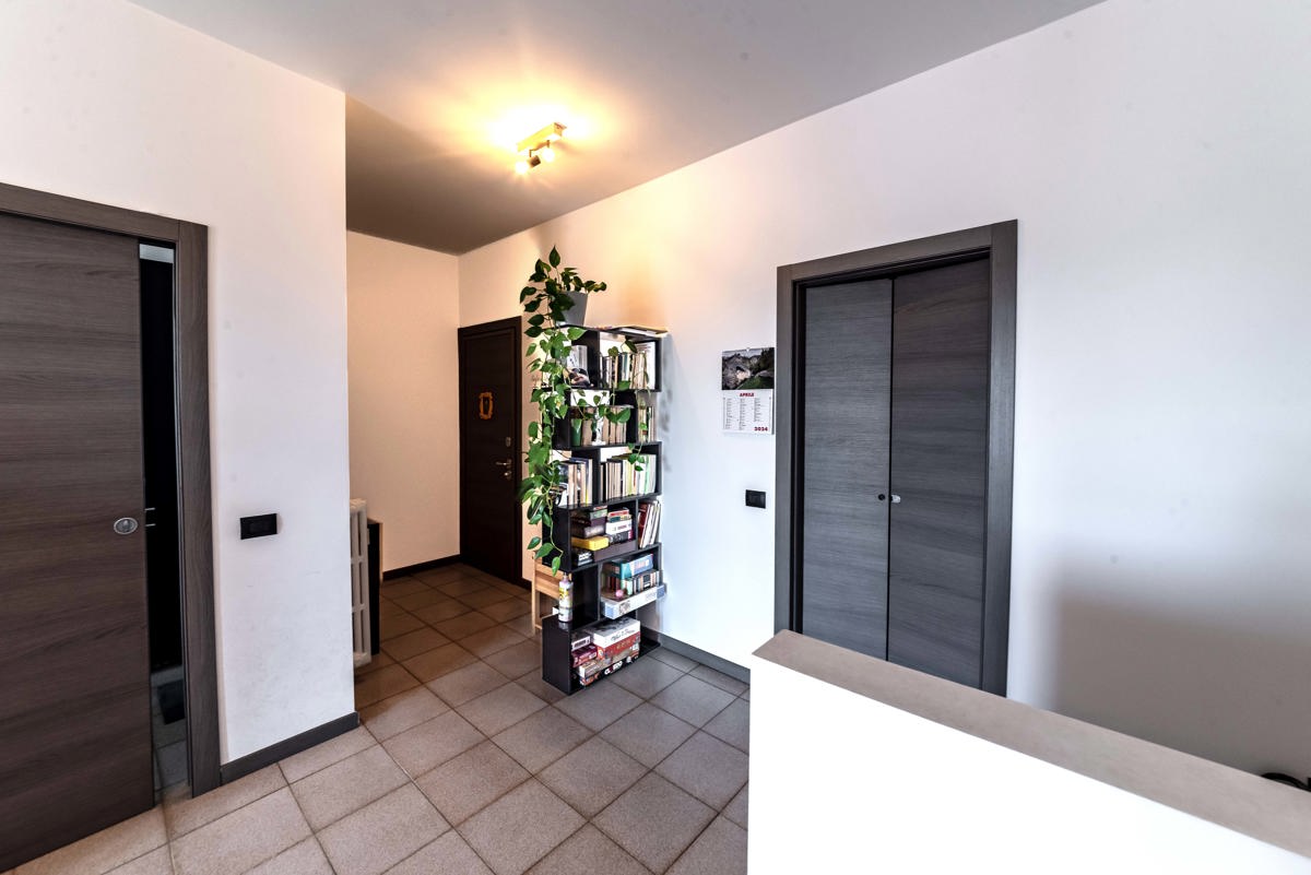 Foto 5 di 31 - Appartamento in vendita a Paderno Dugnano