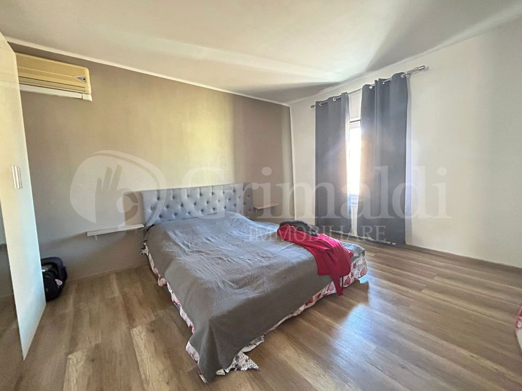 Foto 10 di 17 - Appartamento in vendita a Jesi