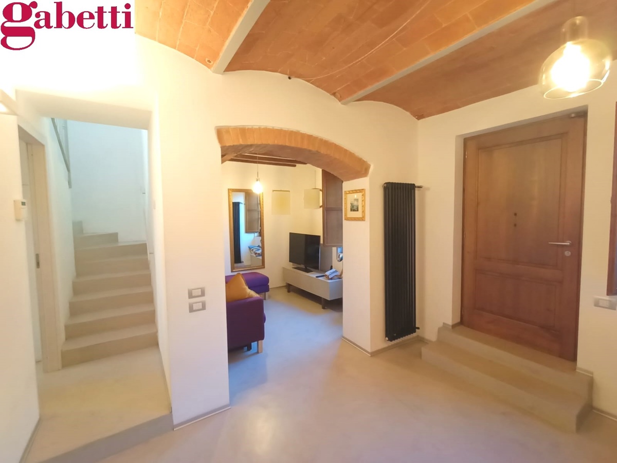 Foto 1 di 24 - Appartamento in vendita a Castelnuovo Berardenga
