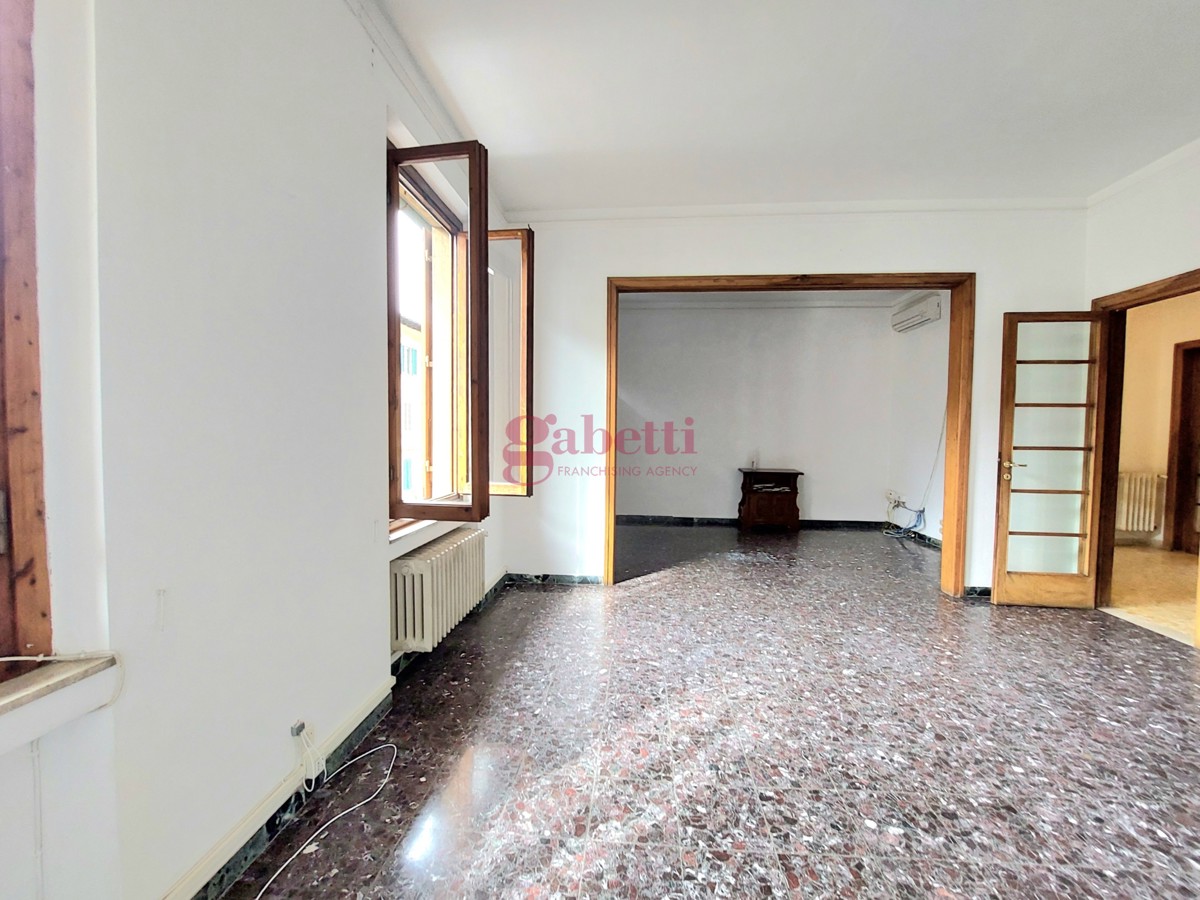 Foto 18 di 51 - Appartamento in vendita a Firenze