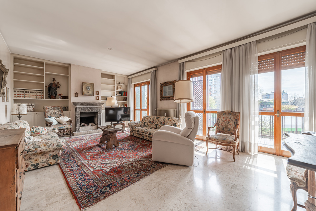Foto 1 di 52 - Appartamento in vendita a Milano