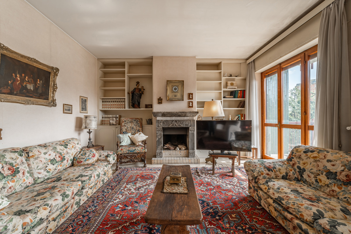 Foto 3 di 52 - Appartamento in vendita a Milano