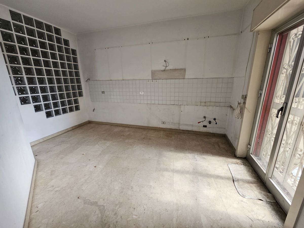 Foto 14 di 24 - Appartamento in vendita a Messina
