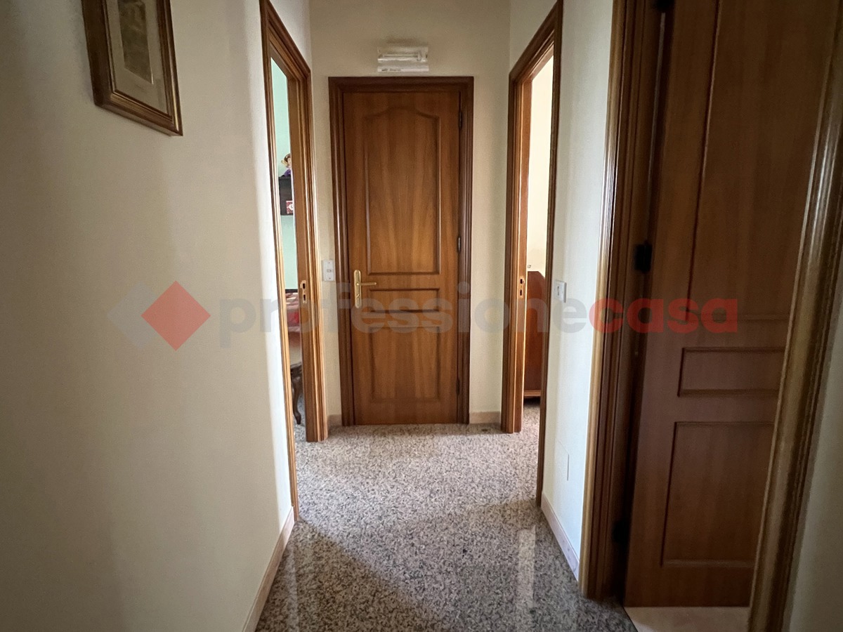 Foto 17 di 19 - Appartamento in vendita a Taranto