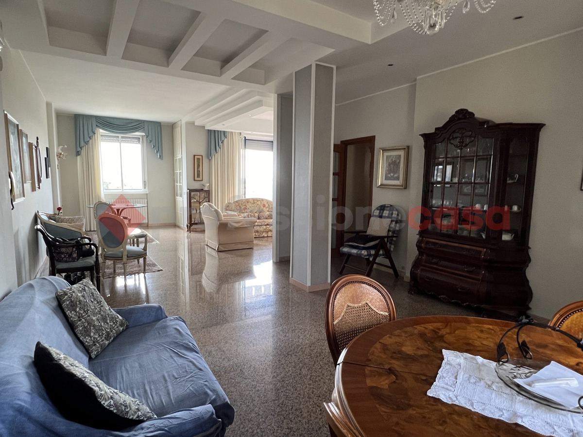 Foto 6 di 19 - Appartamento in vendita a Taranto