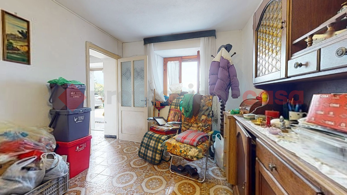 Foto 9 di 13 - Casa indipendente in vendita a Casola in Lunigiana