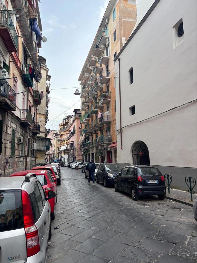 Foto 9 di 9 - Negozio in vendita a Napoli
