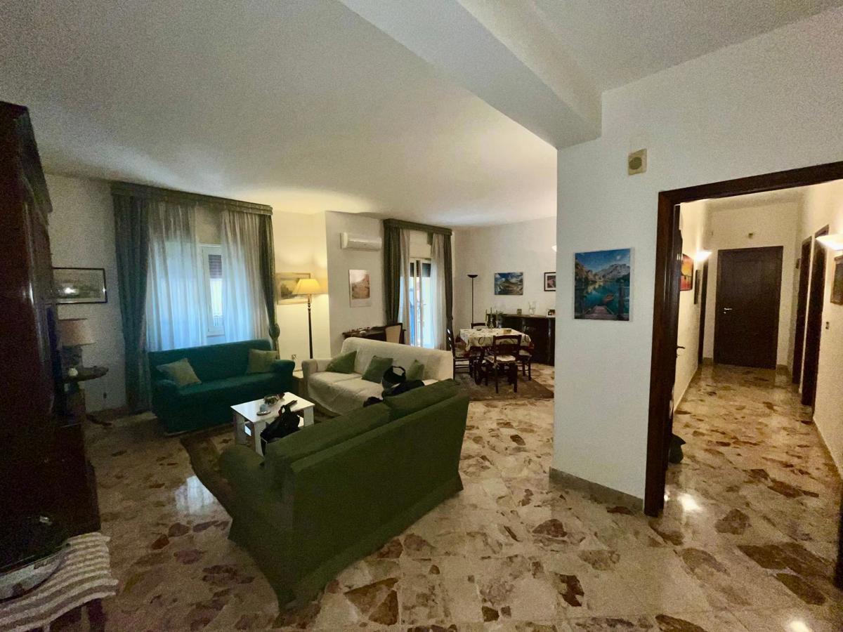 Foto 10 di 19 - Appartamento in vendita a Palermo