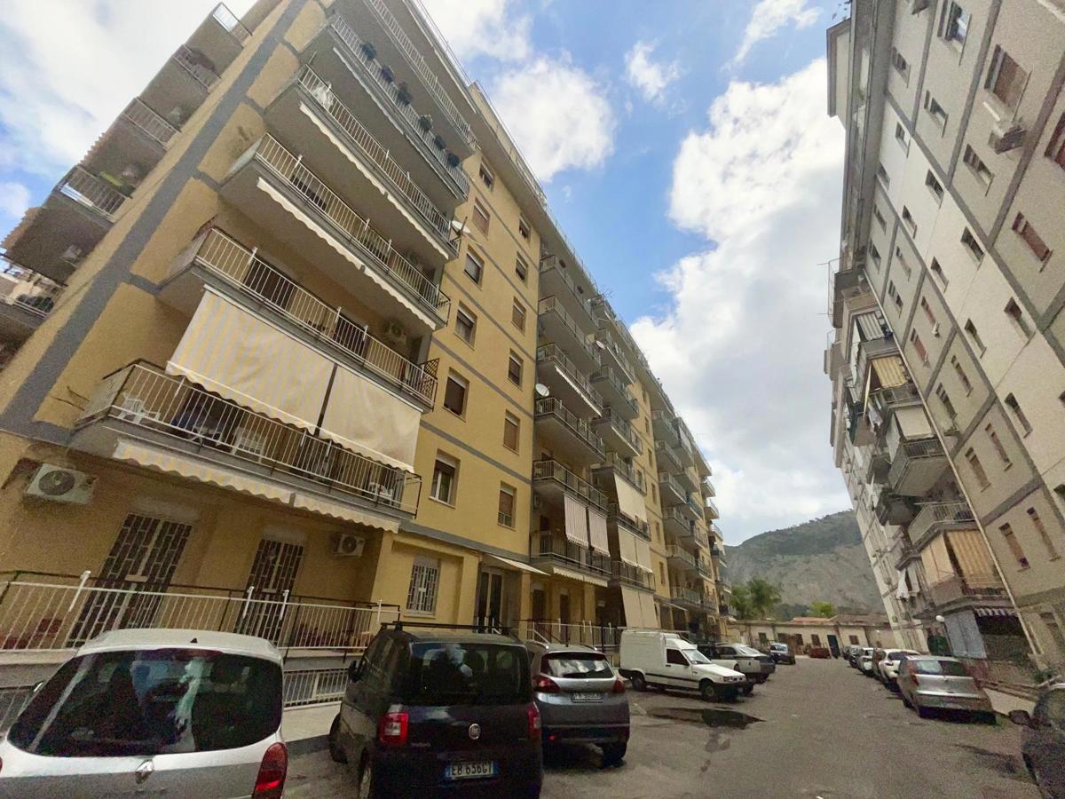 Foto 1 di 19 - Appartamento in vendita a Palermo