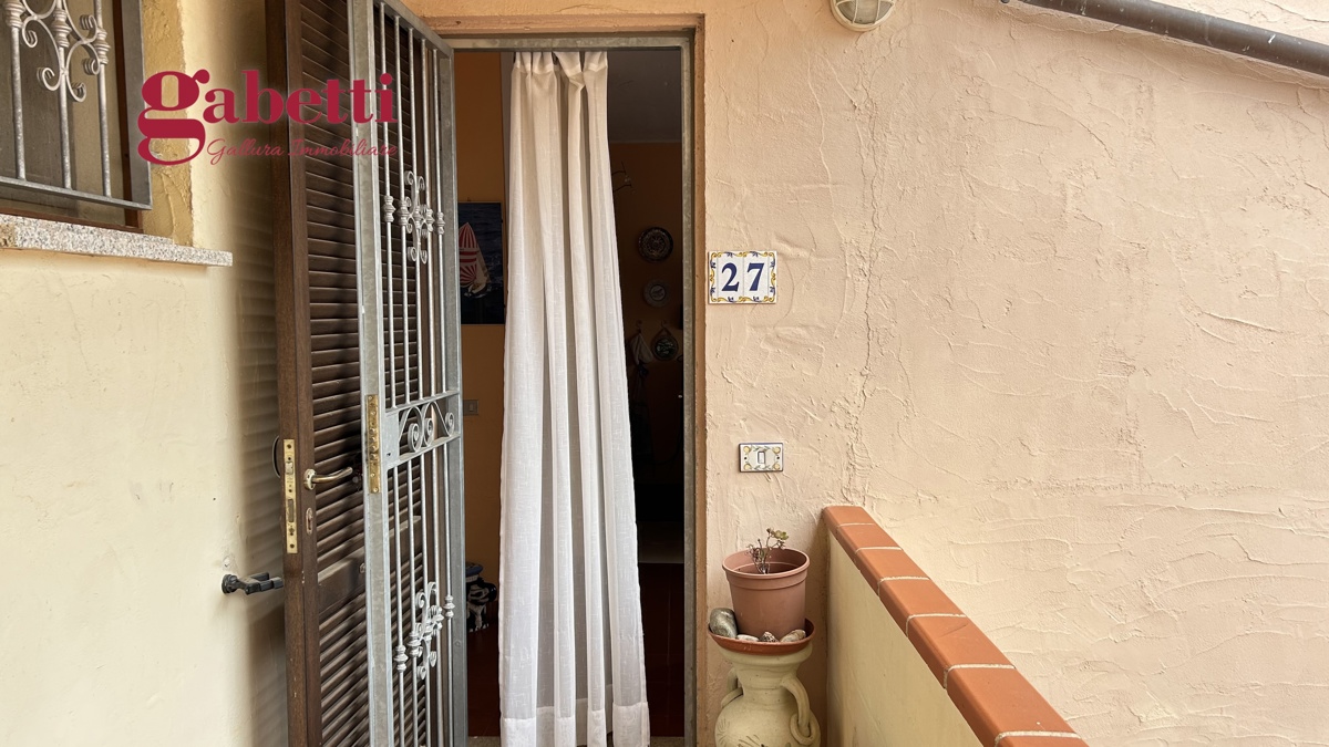 Foto 3 di 21 - Appartamento in vendita a Santa Teresa di Gallura