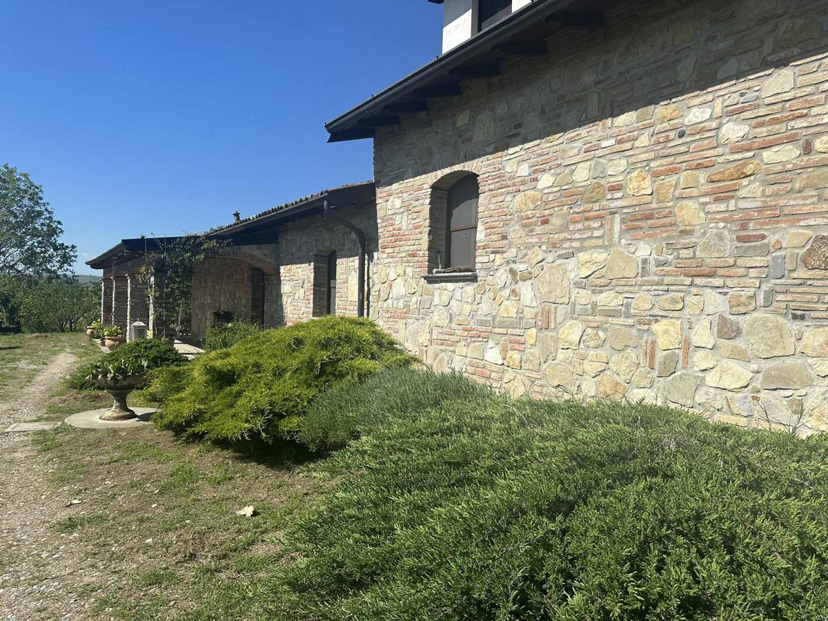 Foto 4 di 19 - Villa in vendita a Stradella
