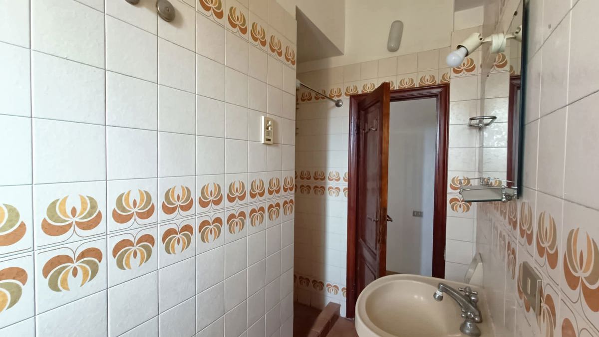 Foto 20 di 34 - Appartamento in vendita a Siena