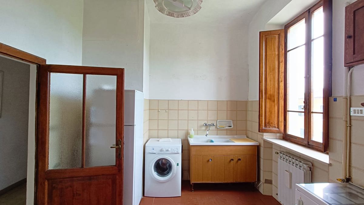 Foto 5 di 34 - Appartamento in vendita a Siena