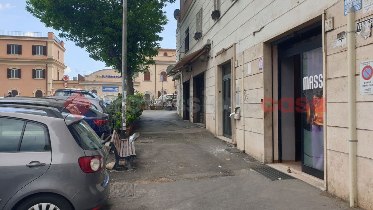 Foto 7 di 15 - Negozio in vendita a Roma