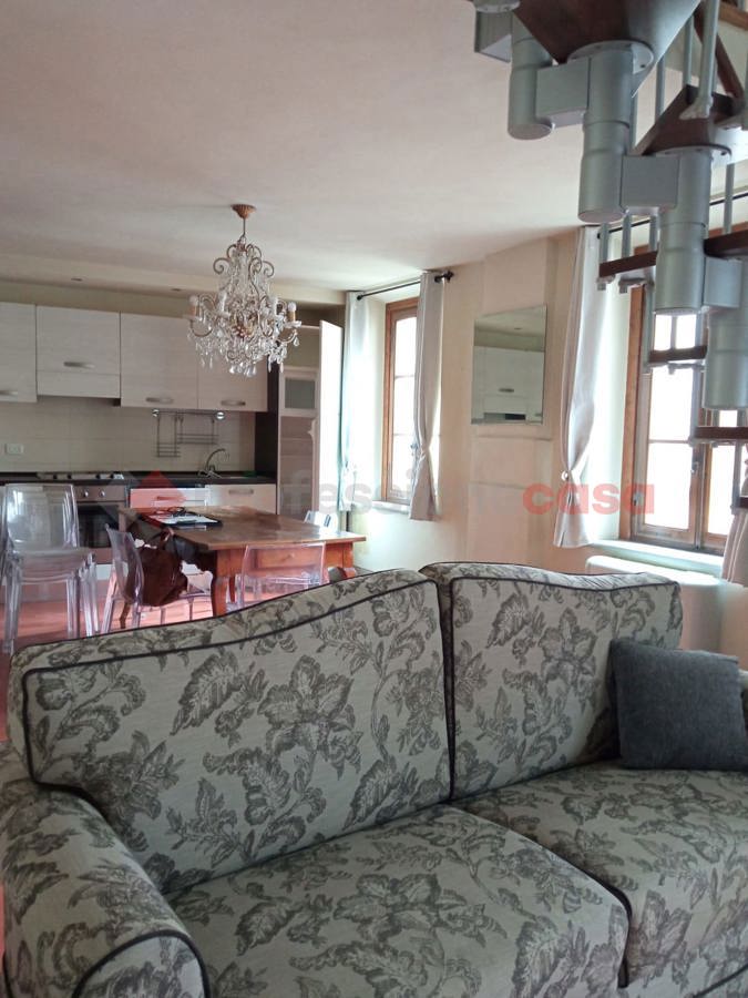 Foto 1 di 10 - Appartamento in affitto a Arezzo