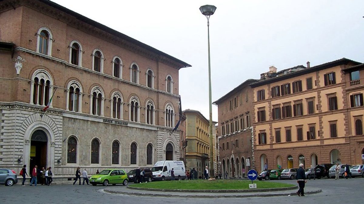 Foto 5 di 11 - Appartamento in affitto a Siena