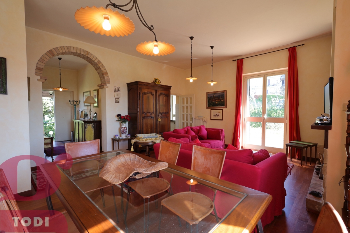 Foto 10 di 47 - Casa indipendente in vendita a Monte Castello di Vibio