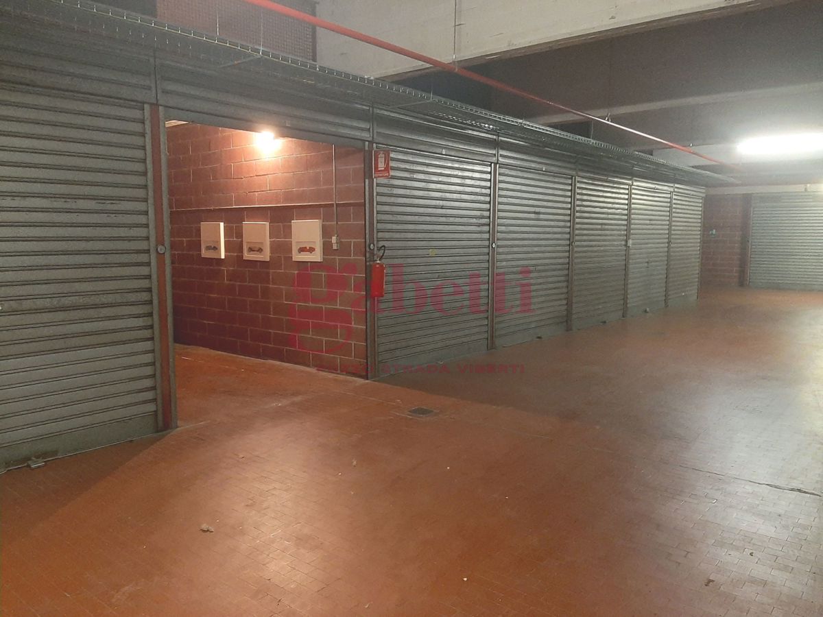 Foto 12 di 20 - Garage in vendita a Torino