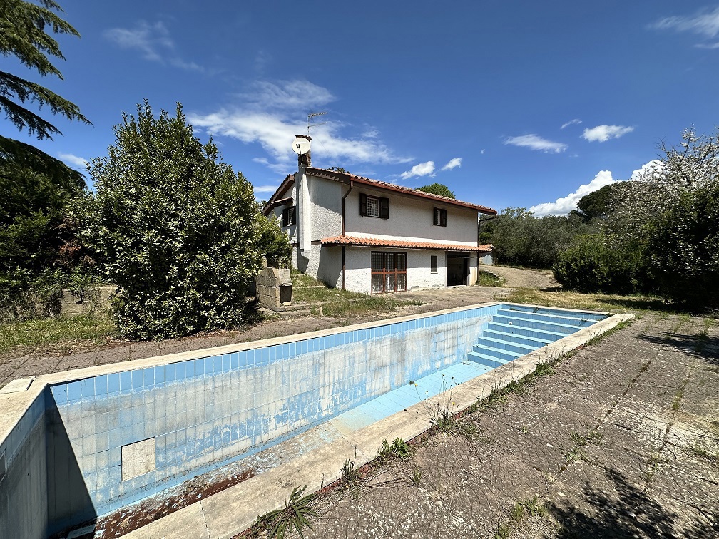 Foto 11 di 27 - Villa in vendita a Manziana