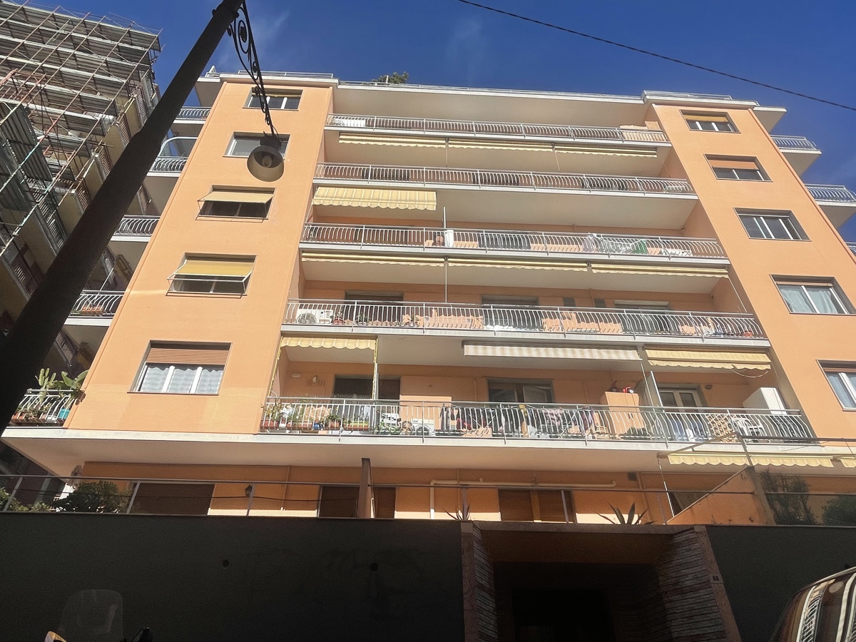 Foto 2 di 22 - Appartamento in vendita a Sanremo