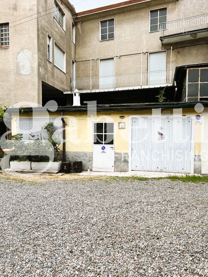 Foto 11 di 11 - Appartamento in vendita a Turate