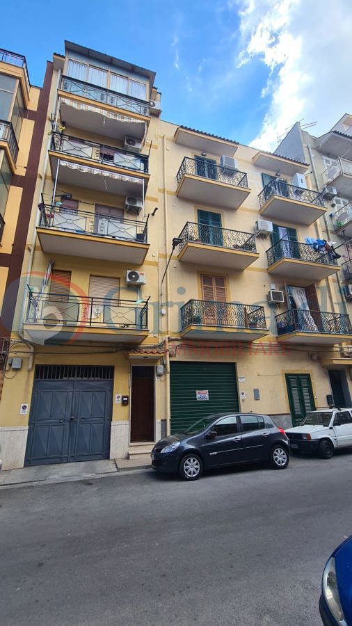 Foto 1 di 18 - Appartamento in vendita a Bagheria