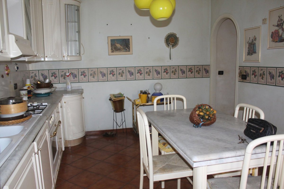 Foto 21 di 50 - Appartamento in vendita a Palermo