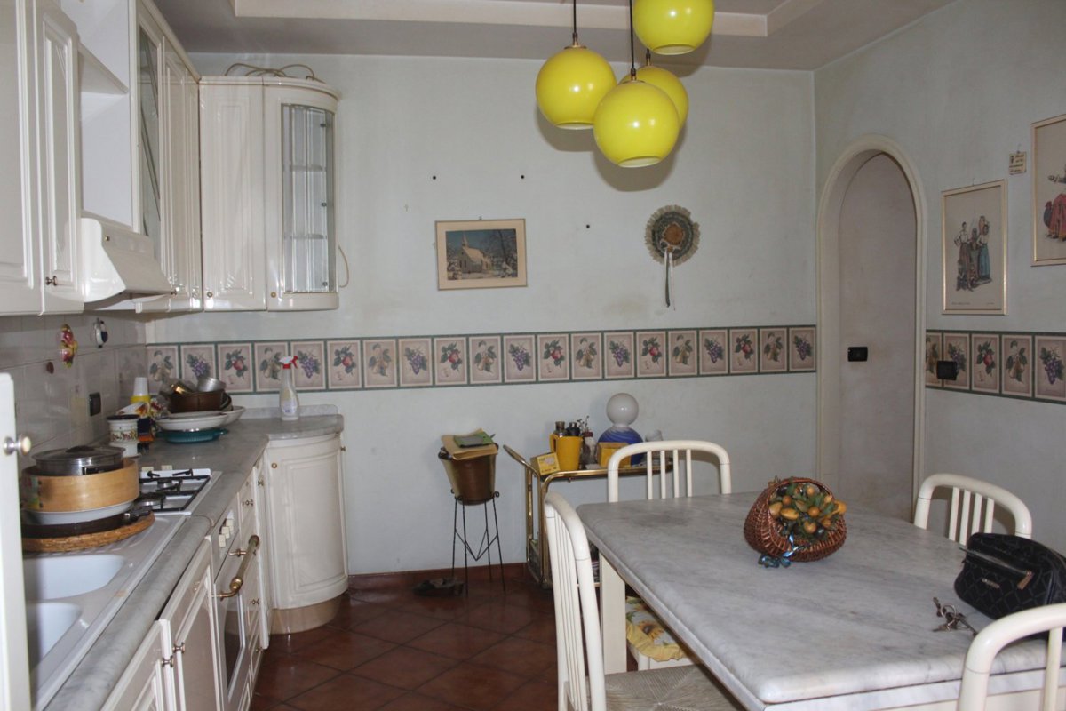 Foto 20 di 50 - Appartamento in vendita a Palermo