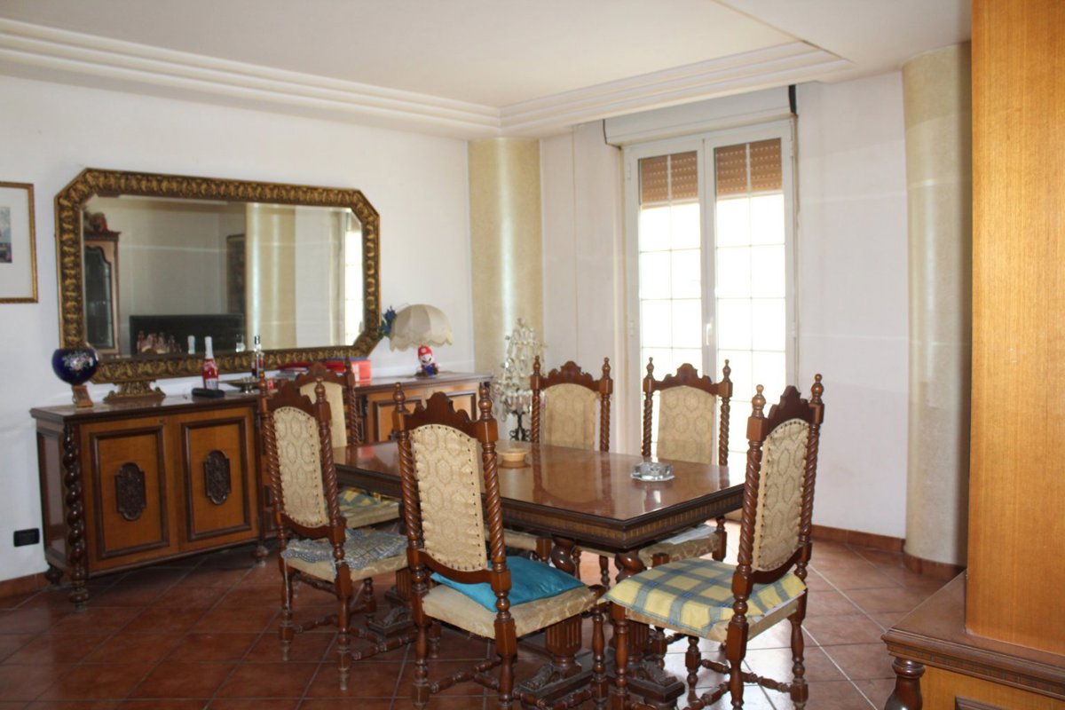 Foto 35 di 50 - Appartamento in vendita a Palermo