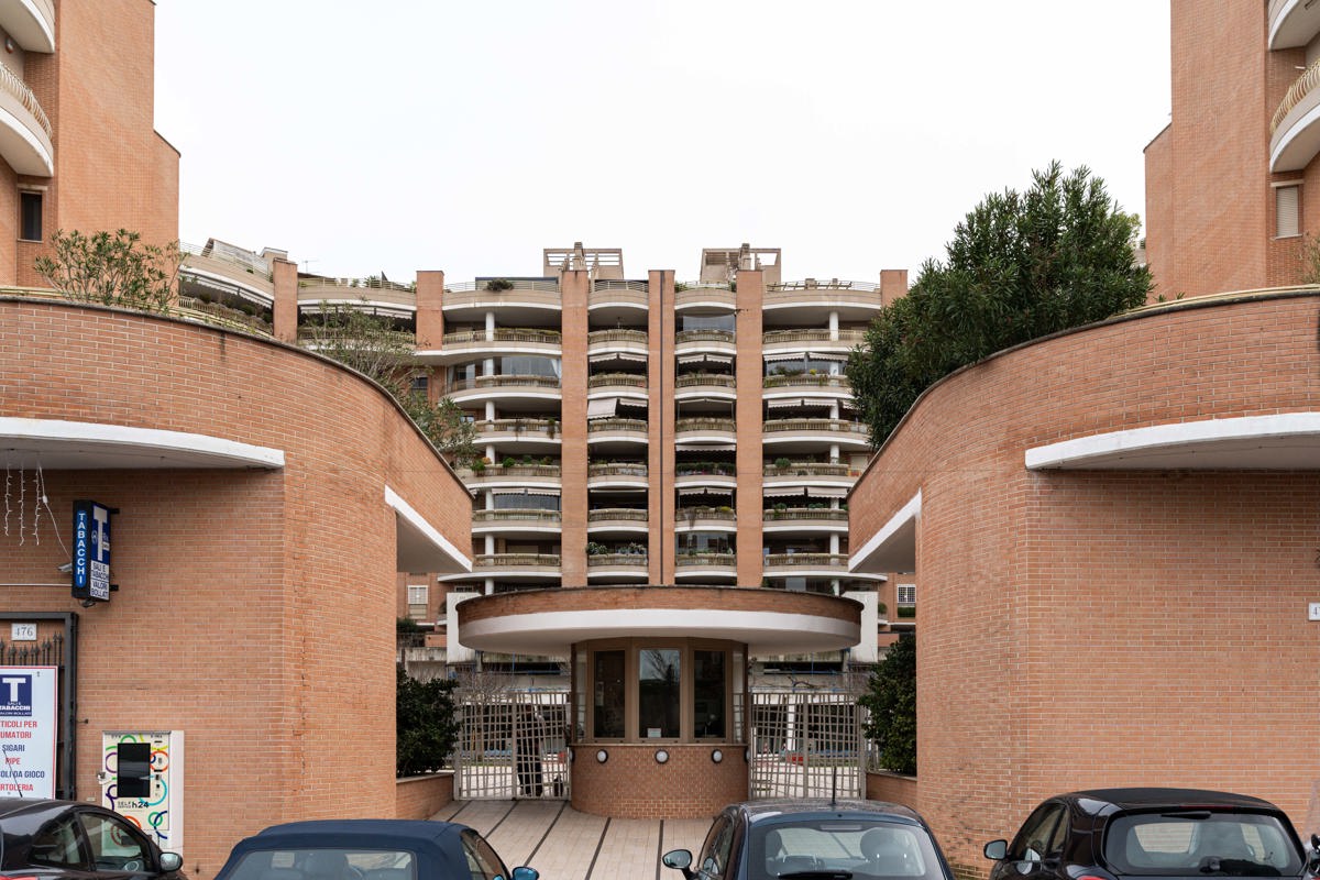 Foto 1 di 33 - Appartamento in vendita a Roma