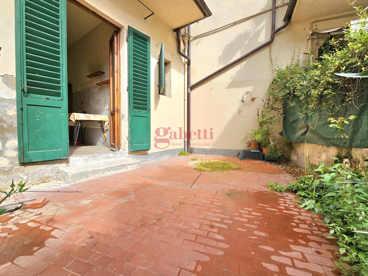Foto 2 di 28 - Appartamento in vendita a Firenze
