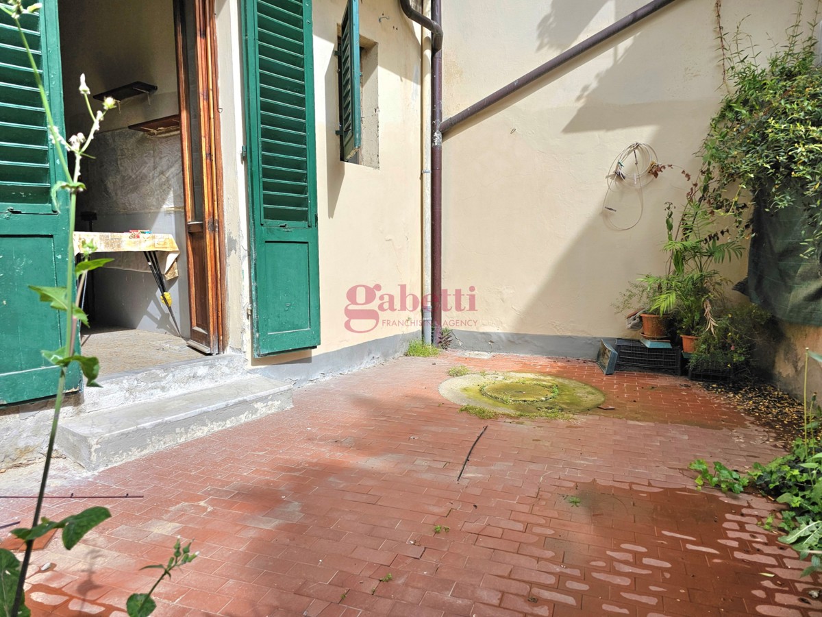 Foto 1 di 28 - Appartamento in vendita a Firenze