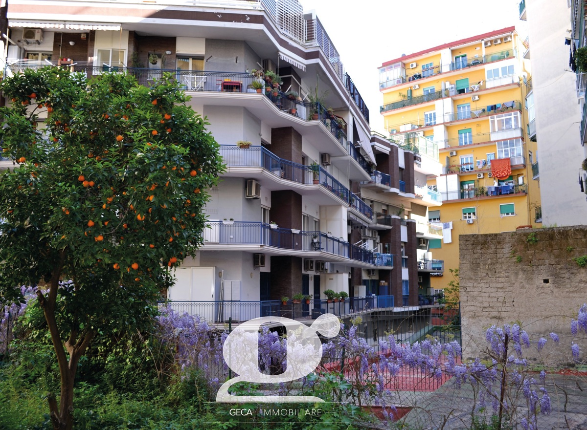 Foto 6 di 18 - Appartamento in vendita a Napoli