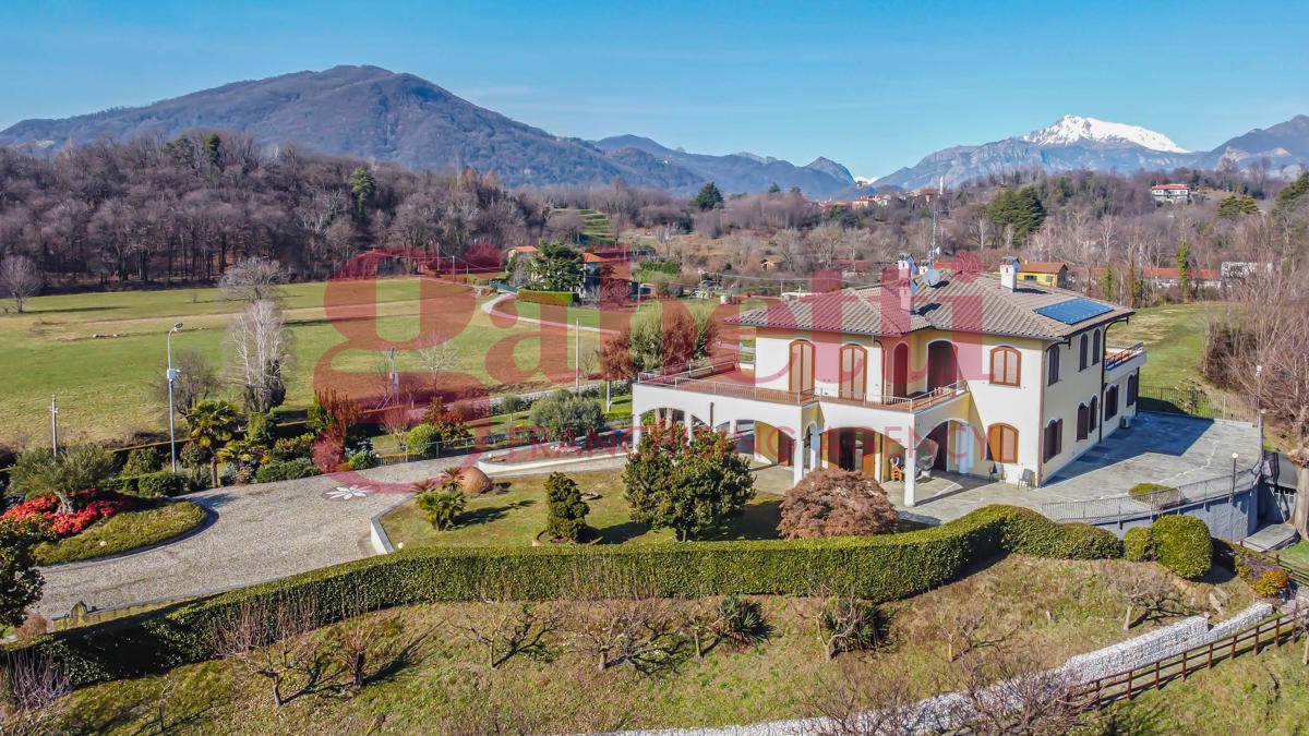 Foto 30 di 47 - Villa in vendita a Calco