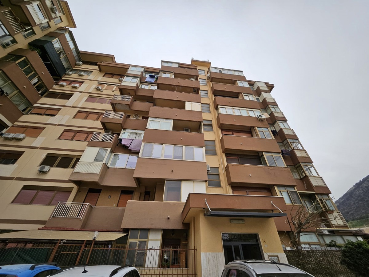 Foto 8 di 9 - Appartamento in vendita a Palermo