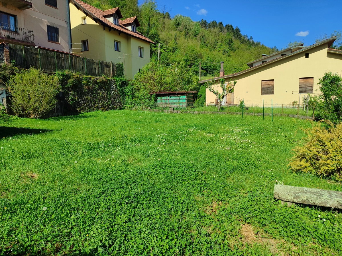 Foto 19 di 24 - Casa indipendente in vendita a Castelnuovo Garfagnana