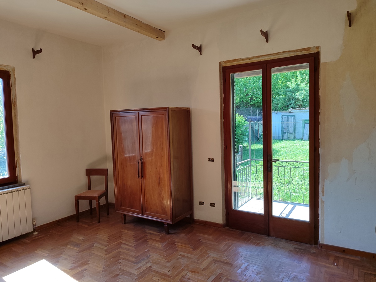 Foto 6 di 24 - Casa indipendente in vendita a Castelnuovo Garfagnana