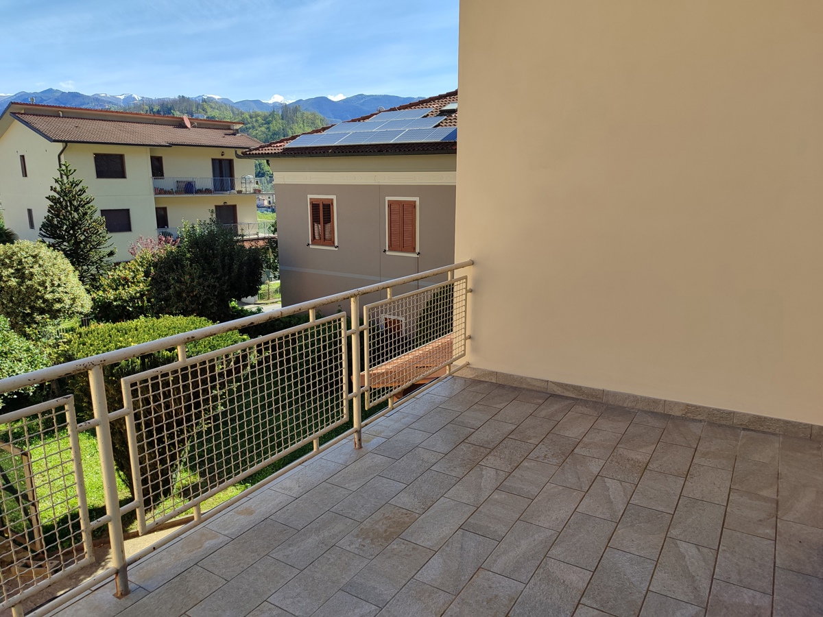 Foto 9 di 24 - Casa indipendente in vendita a Castelnuovo Garfagnana