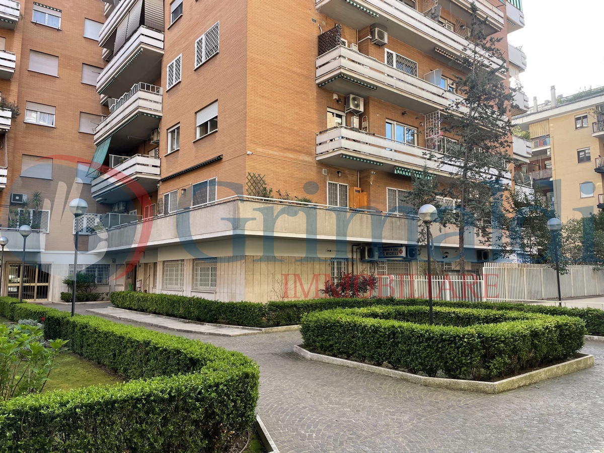 Foto 4 di 9 - Appartamento in vendita a Roma