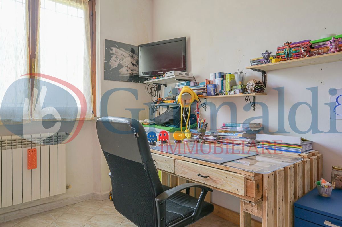 Foto 30 di 33 - Appartamento in vendita a Licciana Nardi