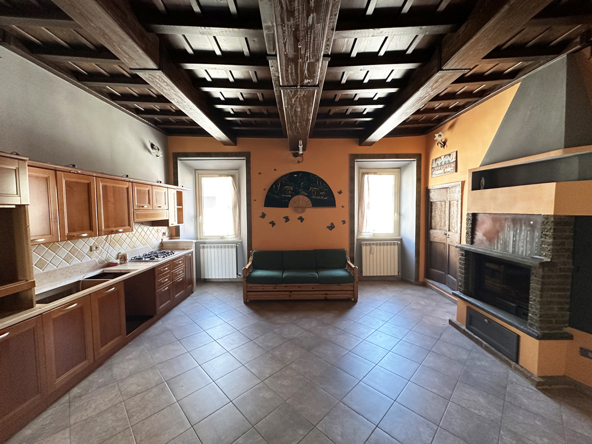 Foto 2 di 17 - Appartamento in vendita a Castel Sant'Elia