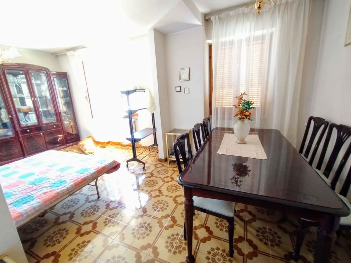 Foto 12 di 15 - Appartamento in vendita a Tagliacozzo
