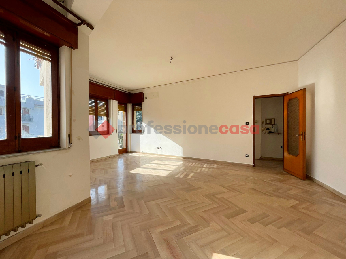 Foto 4 di 20 - Appartamento in vendita a Aci Castello